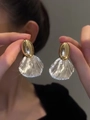 Elegant gold metal oval earrings with transparent fan-shaped shell textured pendant - 60# Silver Needle-Gold Silver-Striped Transparent Fan