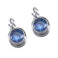 Elegante 7 mm blaue Zirkonia-Ohrhaken mit polierten silbernen Fassungen für Damen - 10er Pack / Silber Basis Marineblau