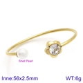 Gold open bangle with a white shell pearl and a crystal flower detail, 56x2.5mm - Gold Clear Zircon Flower Style (KB123089-K)