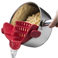 Scolapasta in silicone rosso con clip fissato alla pentola per scolare l'acqua - Rosso