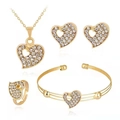 Parure de bijoux cœur doré avec strass scintillants et détails ajourés - 3062