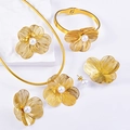 Set di gioielli a fiori traforati con perle e acciaio inossidabile placcato oro - Set di Perle