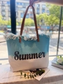 Sac fourre-tout tissé dégradé bleu et blanc avec franges et texte Summer - Bleu Ciel