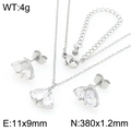Conjunto de joyas de acero plata con collar y pendientes de piedras transparentes gotas - Estilo Gema Gota de Corazón Plata (KS226888-GC)