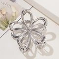 Elegante pinza para el cabello de flor en metal plateado con diseño calado - Flor Hueca / Plateado