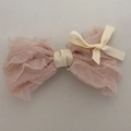 Barrette à cheveux rose en mousseline avec ruban de satin crème pour style ballerine - Pince à Ressort Rose