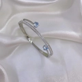 Silver titanium steel double-layer bracelet with sparkling zircons on white silk - Bangle / Silver