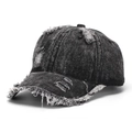 Détail de casquette vintage en denim délavé gris avec bords effilochés style rétro - Taille unique / gris foncé