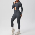 Dunkelgraues Yoga-Set mit High-Waist-Leggings mit Seitentaschen und Reißverschlussjacke - Graphitgrau