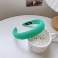 Minimalist bright green padded sponge headband for washing face in soft handmade fabric - Thickened Sponge Fabric Style / Grass Green
