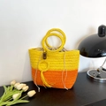 Borsa a mano in paglia bicolore gialla e arancione con nappe per la spiaggia - Giallo e Arancio