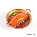 Miniatur-Schweinehaxen-Modell in goldenem Topf für die Puppenhausküche Spielset - Durchmesser 5.5cm / Schweinefuß