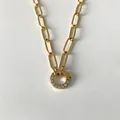 14K vergulde paperclip ketting met een ronde hanger bezet met schitterende zirkoon - Cirkel Half Pavé Stijl (XNL0032-2)