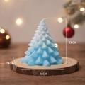 Blue and white gradient Christmas tree scented candle with natural wax leaf texture - Blue Loaf Leaf Tree (Blackberry Basil)
