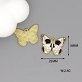 Vista detallada de dijes de mariposa calavera con medidas de 25x18mm y peso de 2,4g - 3 Mariposa Oscura