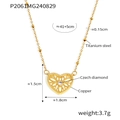 Collar de doble capa con corazón dorado, diamante checo y diseño calado - Estilo Colgante de Corazón Calado (P2061-Collar Dorado)