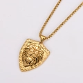 Detalle del colgante de escudo con cabeza de león dorado y cadena de eslabones de caja - Con Cadena 0,3 cm x 60 cm / Dorado