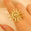 Anello a spirale in acciaio inossidabile placcato oro 18k con design a girasole - Anello Sole a Spirale Placcato Oro 18K (0288)