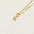 Collana placcata oro con pendente a stella in zircone e catena sottile - Zirconia Esagonale
