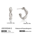 Gepolijste zilveren roestvrijstalen drielaagse C-vormige oorringen voor vrouwen - Gedraaide Design Ring (JDE0305040-S) / Zilver