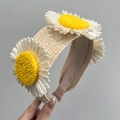 Detail of hand-woven beige raffia headband featuring delicate white and yellow 3D daisy flowers - 3 Sunflowers + Beige Headband