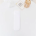 Calcetines blancos de nailon acanalado para mujer en presentación plana minimalista - Talla única / Blanco Puro
