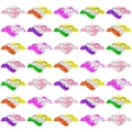 Primer plano de juguetes sensoriales de burbujas en forma de corazón con alas de colores - Alas de Corazón Pop It