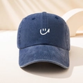 Berretto da baseball in cotone lavato blu scuro con ricamo smiley bianco e stile vintage - Taglia unica / Blu Notte