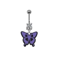 Detail van een zilveren navelpiercing met een paarse vlinder hanger en zirkonia steen - Paarse Vlinder