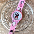 Rosa Quarzuhr für Mädchen mit süßem Katzen- und Donut-Druck auf einem Silikonarmband - Rosa