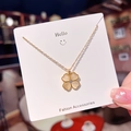 Elegante collana in acciaio al titanio dorato con pendente a quadrifoglio scintillante - Quadrifoglio Occhio di Gatto Oro Giallo