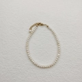 Bracciale di perle d'acqua dolce bianche fatto a mano con chiusura in metallo dorato - Stile Perla Tonda Piatta 3mm