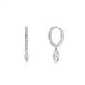 Gros plan de boucles d'oreilles en argent S925 avec zircon marquise et poinçon AG925 - Argent-Blanc