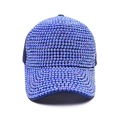 Gorra de béisbol azul marino con perlas iridiscentes y diamantes de imitación en fondo blanco - Ajustable / Azul