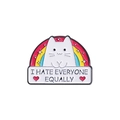 Badge en émail chat blanc avec arc-en-ciel et slogan I Hate Everyone Equally pour veste - Chat Haineux Arc-en-ciel-I HATE EVERYONE EQUALLY(QHXZ890)