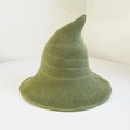 Grass green knitted wizard hat with pointed tip for Halloween and gothic cosplay - M (56-58cm) / Fruit Green