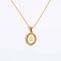 Oval titanium steel necklace with gold-plated letter S pendant on a fine link chain - Letter S - Gold