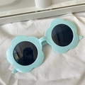 Eleganti occhiali da sole verde menta a forma di petalo con lenti scure rotonde - Piccolo Fiore Blu Opaco