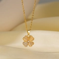 Collier trèfle doré élégant avec pierre œil-de-chat beige et zircons brillants - Collier À Quatre Feuilles En Œil De Chat Micro-incrusté Or 8139