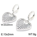 Orecchini a cuore traforati in argento con micro-intarsi e anello da 13x2mm - Orecchini a Cuore Cavo (KE105515-KFC) / Color Acciaio