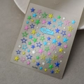 Dettaglio degli adesivi per unghie 3D a forma di stella colorata con bordi metallici - CO-510 (Stile Colorato)