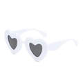 Chic heart-shaped sunglasses with a glossy white frame and dark polarized lenses - White Frame / Black Lens