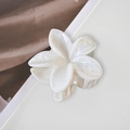 7cm white plumeria hair claw clip made of marble texture acetate for women styling - White Marble 8cm
