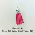 Pompon en daim fuchsia avec capuchon argenté pour porte-clés DIY et décoration - Pompon Style 18 Pêche Argent