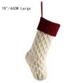 Großer 18-Zoll-Strick-Weihnachtsstrumpf mit roter Manschette und weißem Rautenmuster - Elfenbeinfarbener Körper mit burgunderroter Manschette