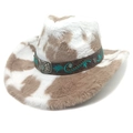 Dettaglio cappello da cowboy con stampa mucca, ricamo turchese e fibbia floreale - Parte Superiore a Cuore / Cachi