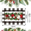 Detail van kerst placemat 45x32cm met dennenmotief en zwart-wit geruite randversiering - Stijl 2 (Zwart & Wit Geblokt Den)