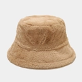 Detailaufnahme von khakifarbenem Angora-Imitat Fischerhut mit weicher Plüschstruktur - Einheitsgröße / Dunkles Khaki