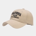 Détail d'une casquette en coton beige vintage avec broderie California 1850 - Réglable / Beige
