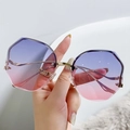 Lunettes de soleil sans monture oversize avec verres dégradés violets et branches dorées - Dégradé Bleu Rose
